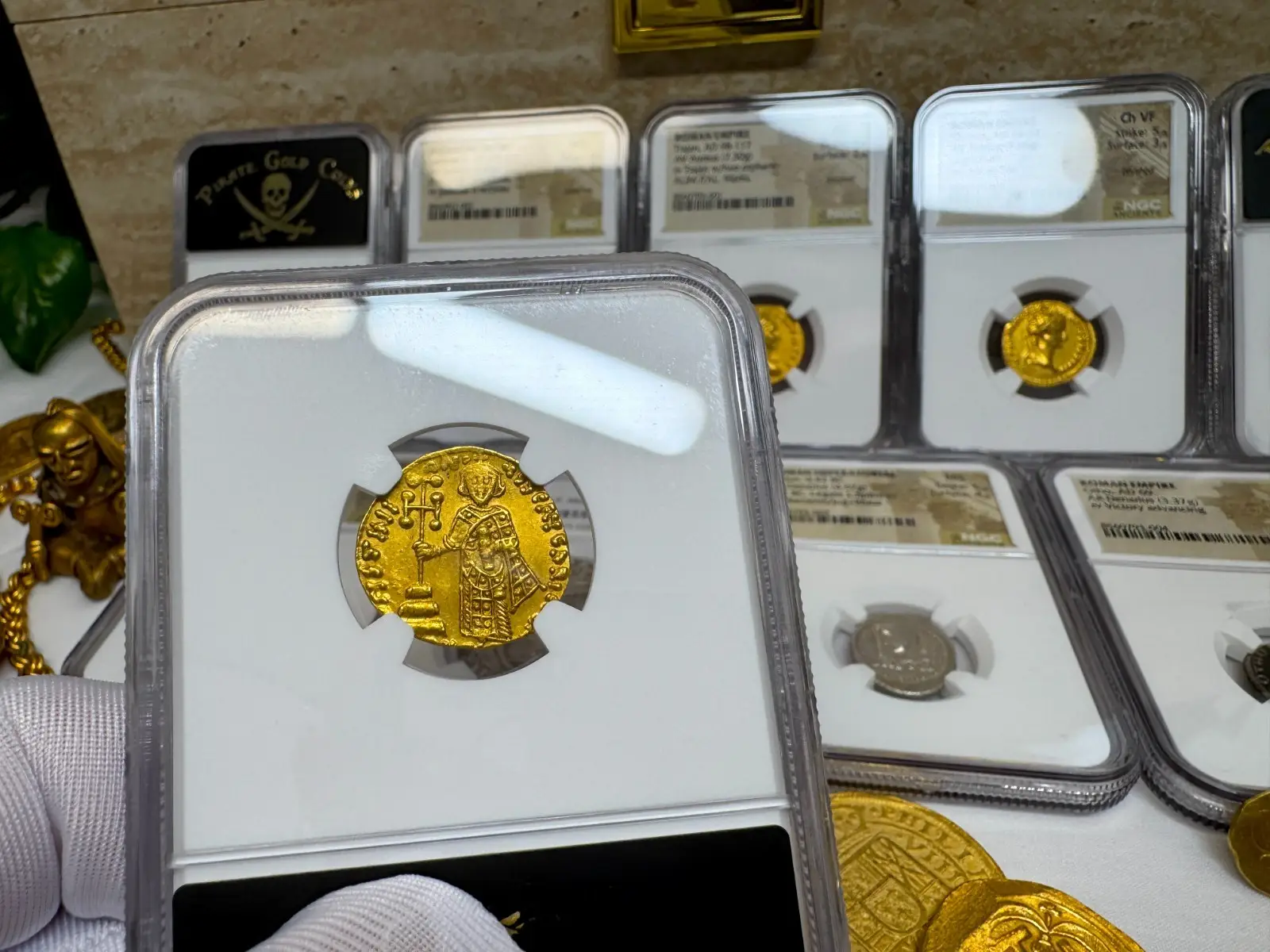 Byzantine Empire "Jesus Christ" Justinian II *First Reign* 685AD NGC AU Gorgeous! #937-001 6
