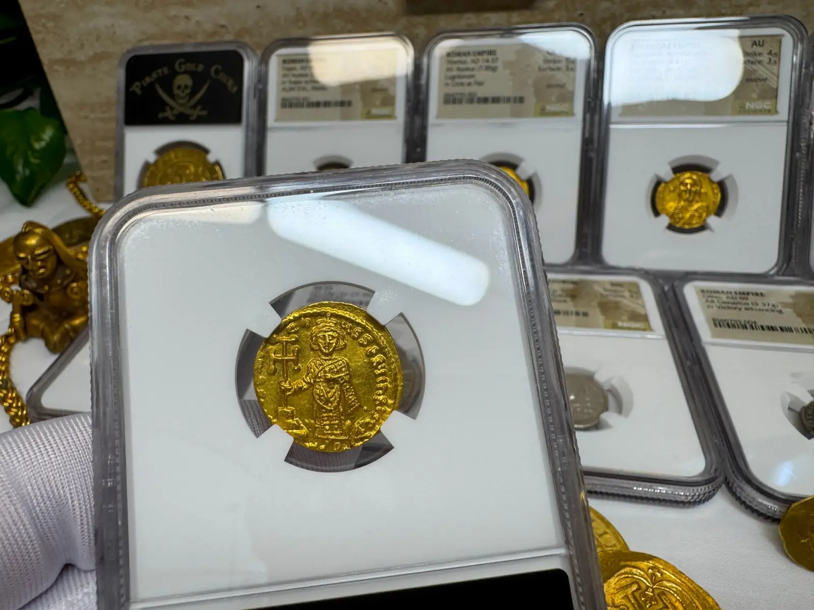 Byzantine Empire "Jesus Christ" Justinian II *FIRST REIGN* 685AD NGC MS! Cameo 18