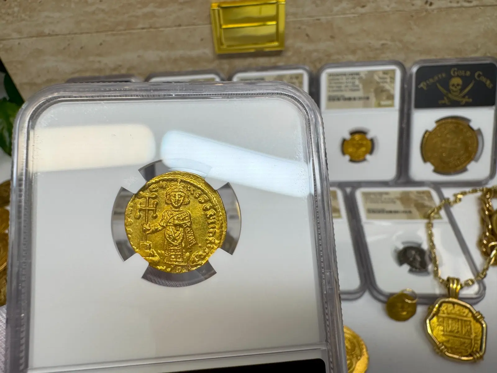 Byzantine Empire "Jesus Christ" Justinian II *FIRST REIGN* 685AD NGC MS! Cameo 24