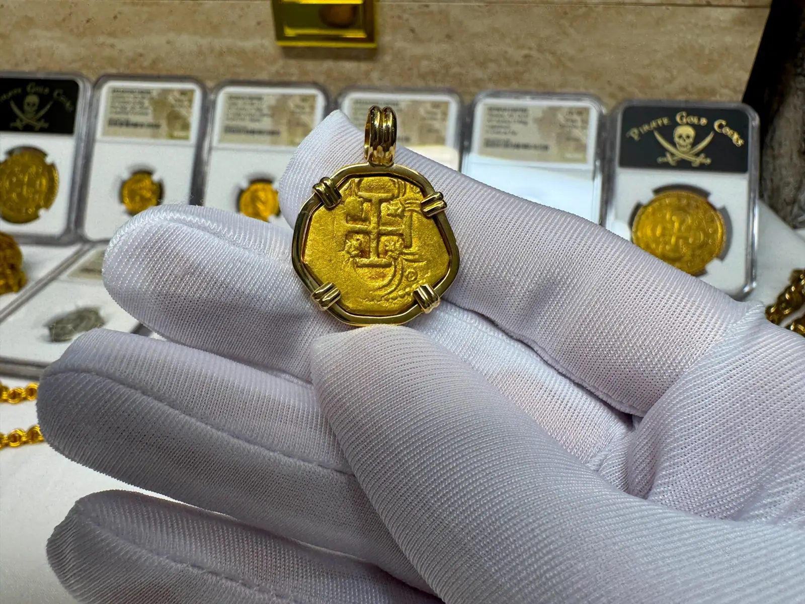 Spain 2 Escudos 1598-21 Pendant 18kt Necklace 10.7gm Jewelry 3