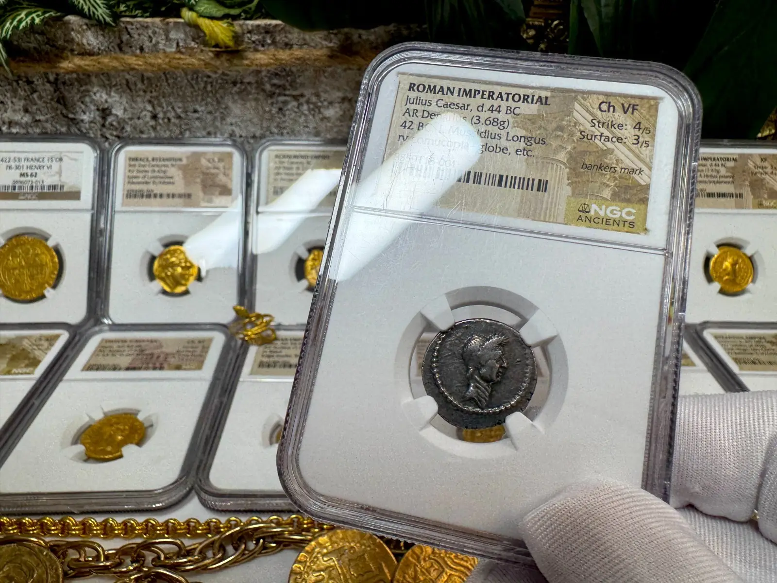Roman Imperatorial "Julius Caesar- 1st of 12 Caesars" Denarius 44BC NGC Ch VF #118-001 11