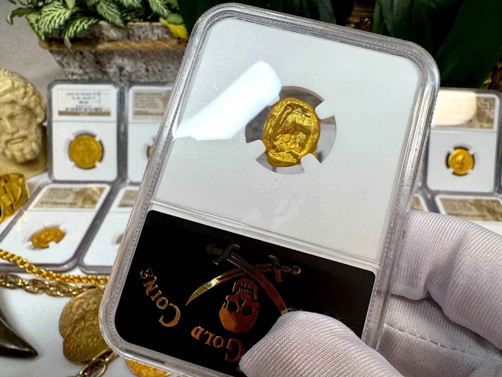 Achaemenid Empire 5th Century BC "Hero-King" Daric NGC Ch AU ★ 5