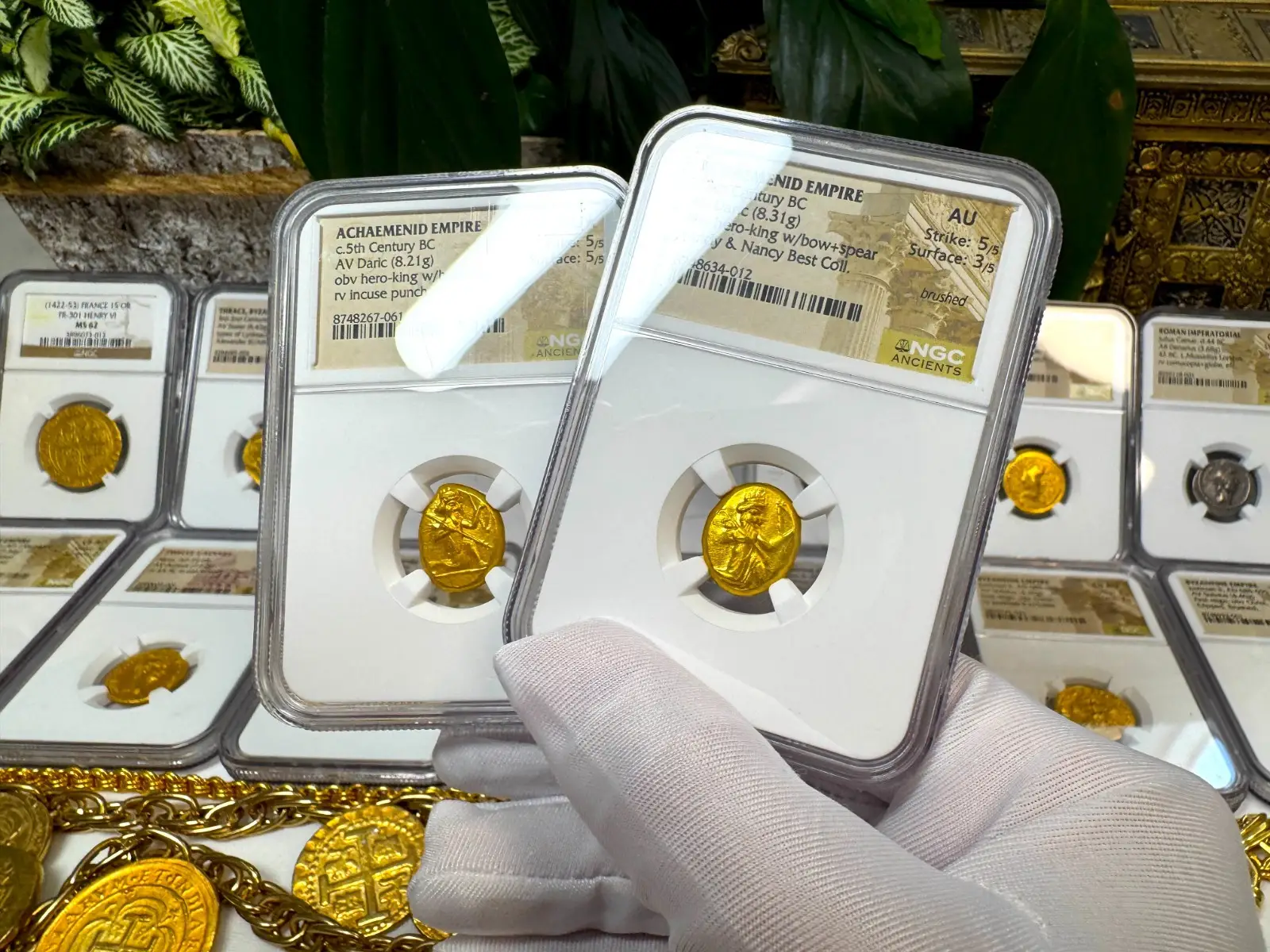 Achaemenid Empire 5th Century BC "Hero-King" Daric NGC Ch AU ★ 18