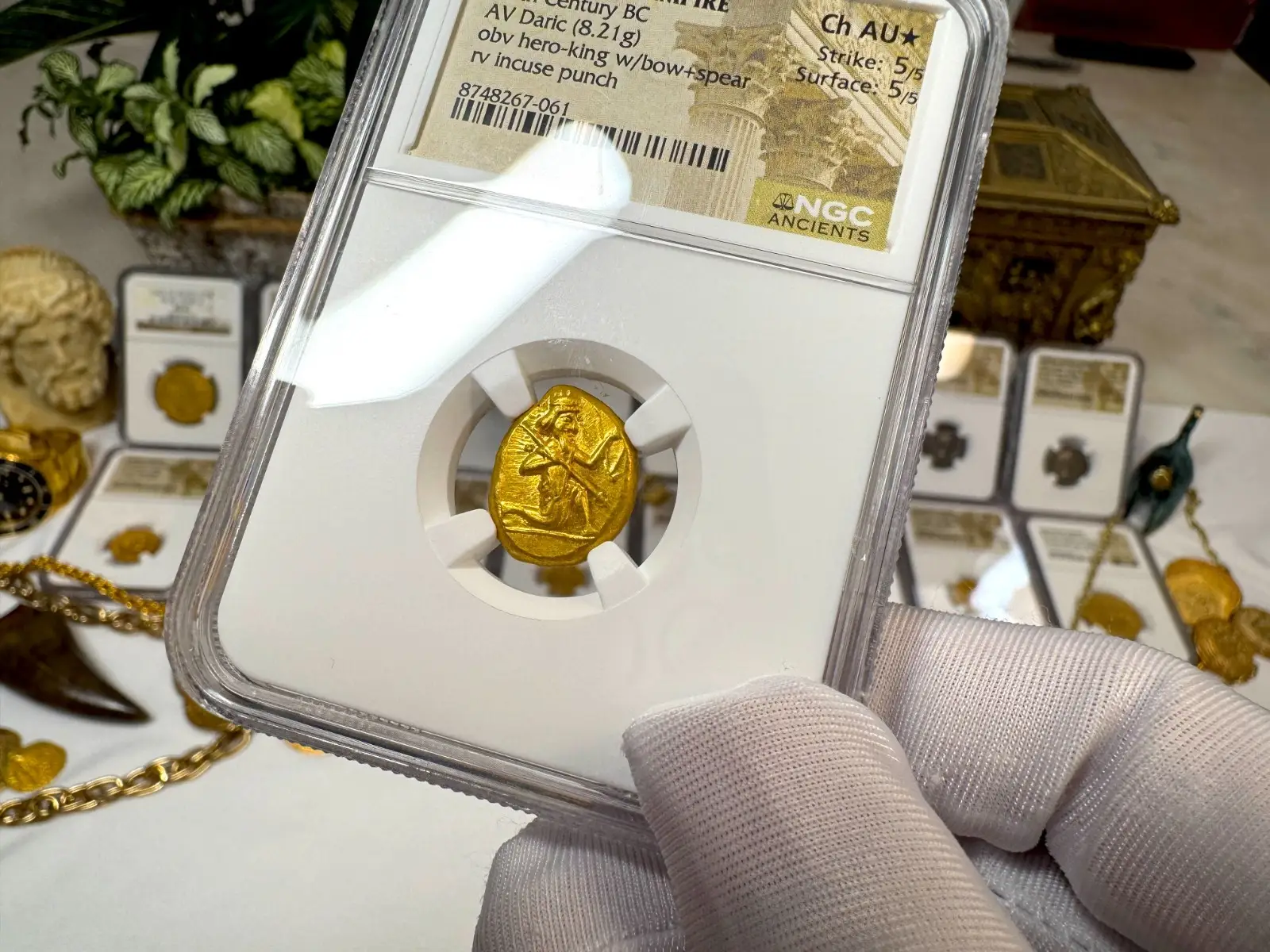 Achaemenid Empire 5th Century BC "Hero-King" Daric NGC Ch AU ★ 13