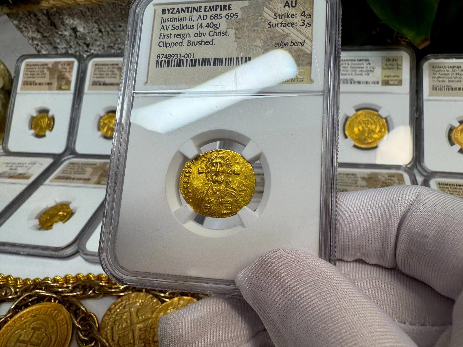 Byzantine Empire "Jesus Christ" 685AD Justinian II Solidus NGC AU #933-001 11