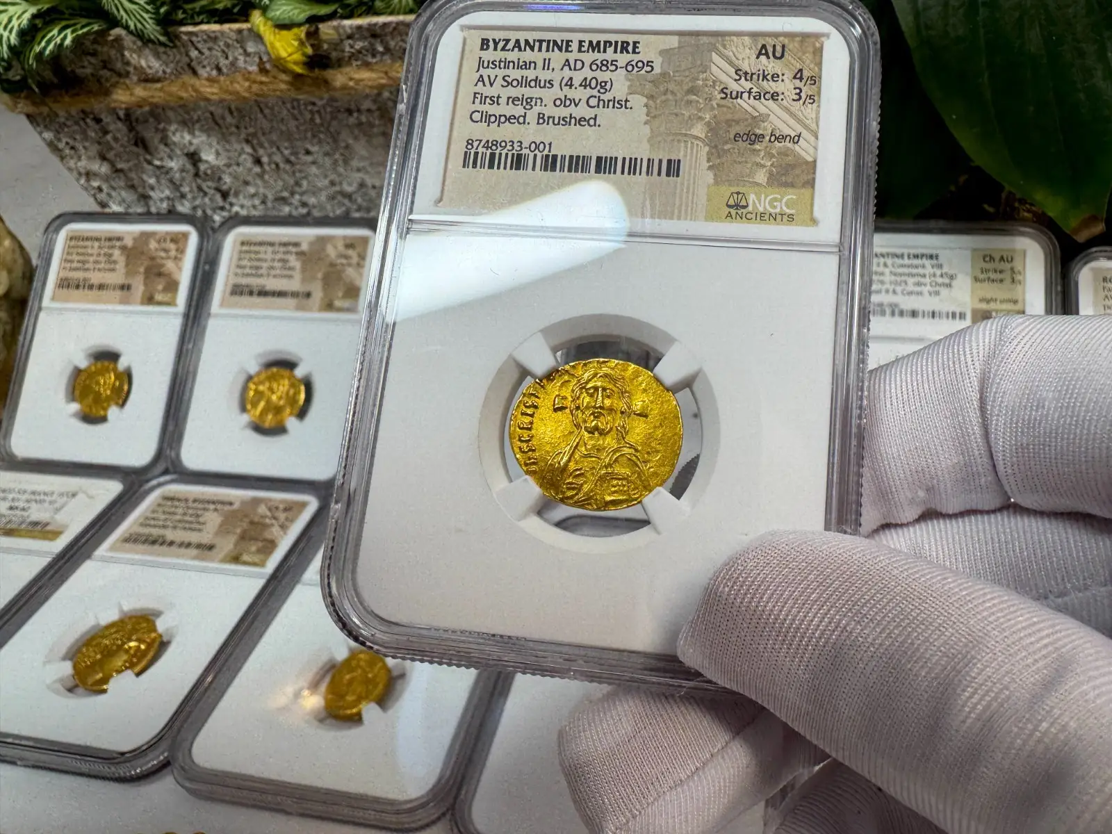 Byzantine Empire "Jesus Christ" 685AD Justinian II Solidus NGC AU #933-001 18