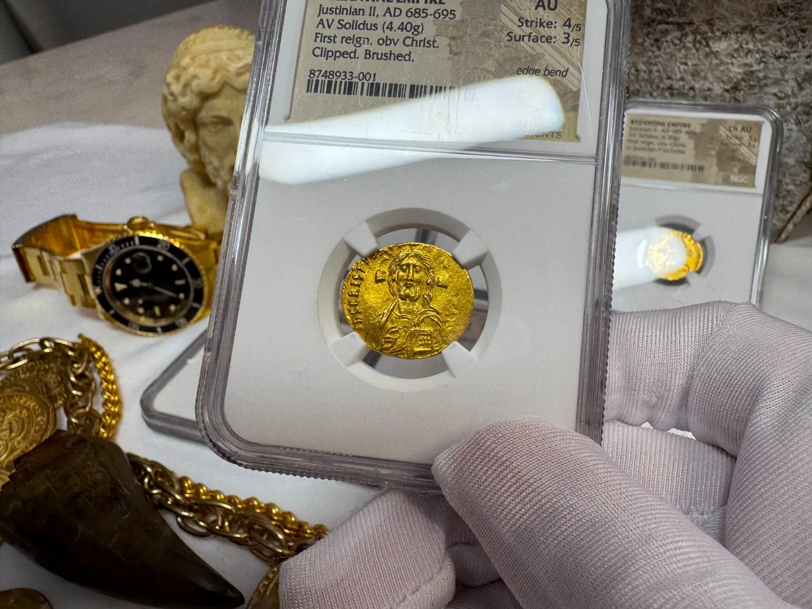 Byzantine Empire "Jesus Christ" 685AD Justinian II Solidus NGC AU #933-001 21