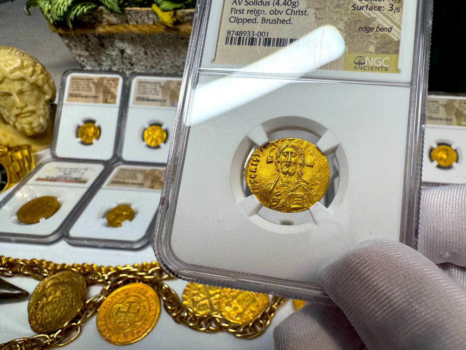 Byzantine Empire "Jesus Christ" 685AD Justinian II Solidus NGC AU #933-001 2