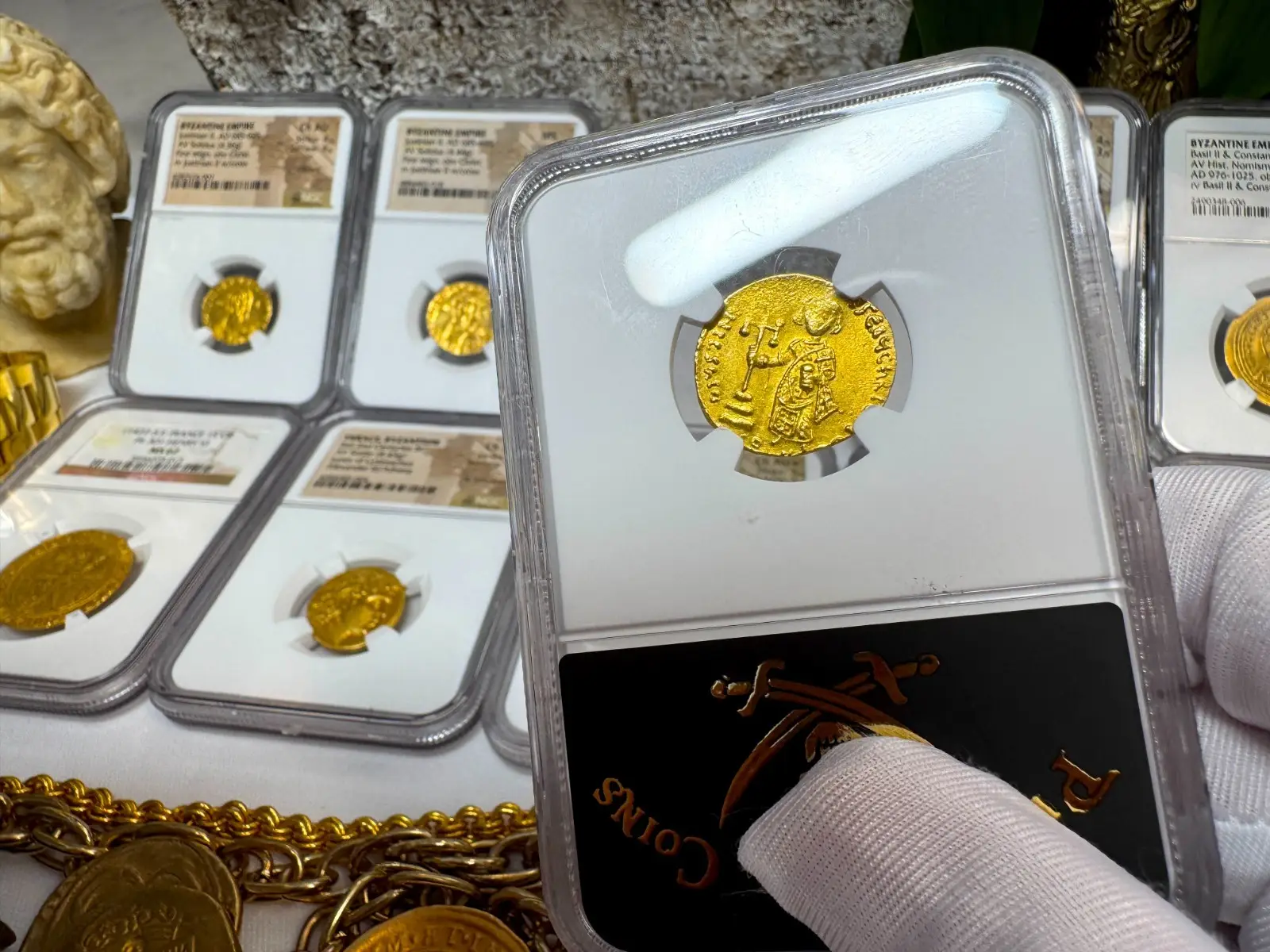 Byzantine Empire "JESUS CHRIST" Justinian II First Reign NGC CH AU #741-041 10
