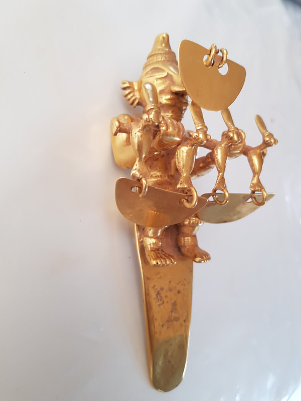 Sinu Gold Pendant Anthropomorphic Shaman Holding Four Bird Figures 2