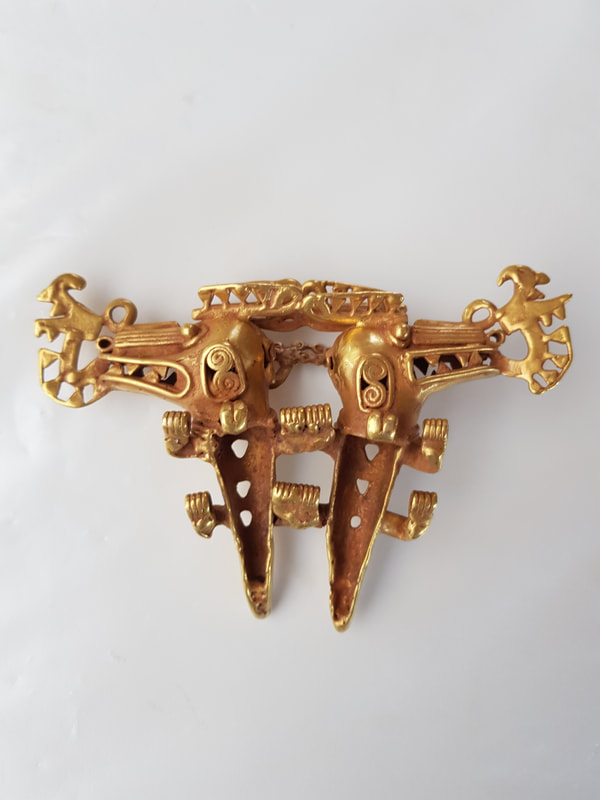 Diquis Gold Pendant Depicting Two Zoomorphic Crocodile Figure 3