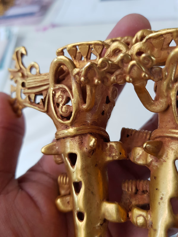 Diquis Gold Pendant Depicting Two Zoomorphic Crocodile Figure 8