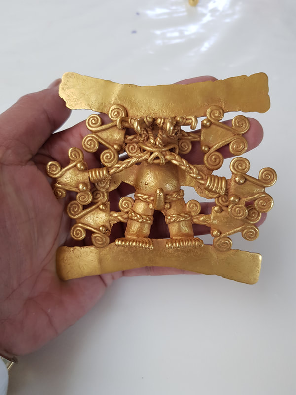 Diquis Gold Pendant Depicting a Anthropomorphic Shaman Surrounded by Serpent Heads 2