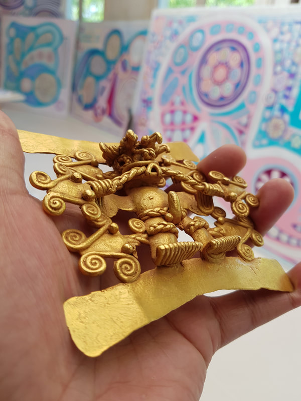 Diquis Gold Pendant Depicting a Anthropomorphic Shaman Surrounded by Serpent Heads 3