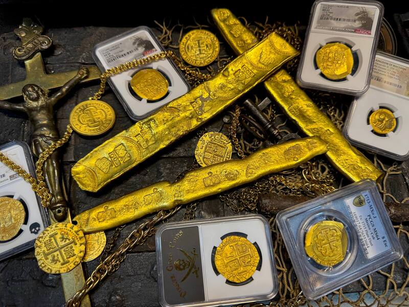 Peru 8 Escudos 1698 "1715 Fleet Shipwreck" NGC 58 55