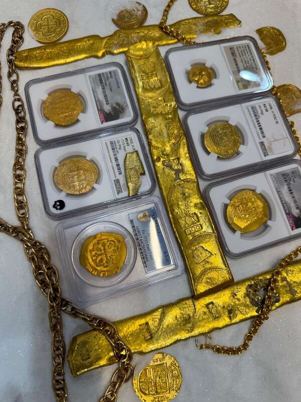 Mexico 8 Escudos 1713 "1715 Fleet Shipwreck" NGC 63 77