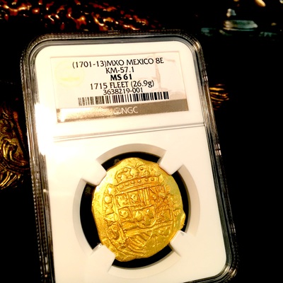 Mexico 8 Escudos 1701-1713 NGC 61 9