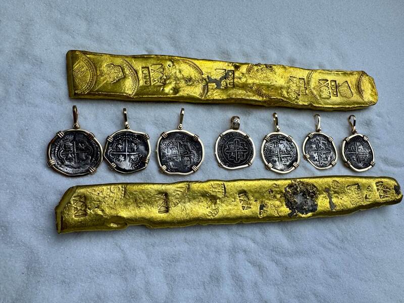 Bolivia 2 Reales "Atocha 1622 Shipwreck" Pendant 15