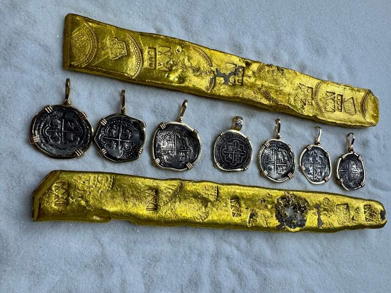 Bolivia 2 Reales "Atocha 1622 Shipwreck" Pendant 16