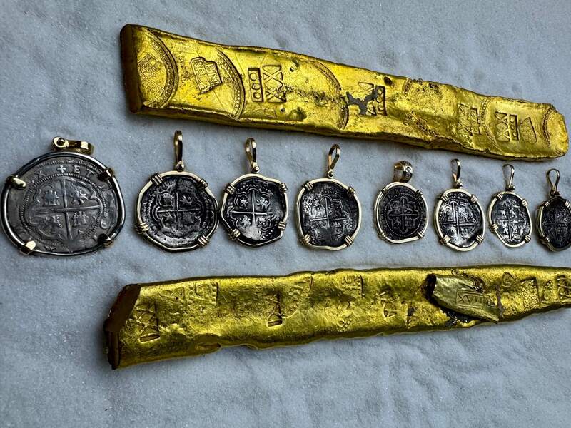 Bolivia 2 Reales "Atocha 1622 Shipwreck" Pendant 7