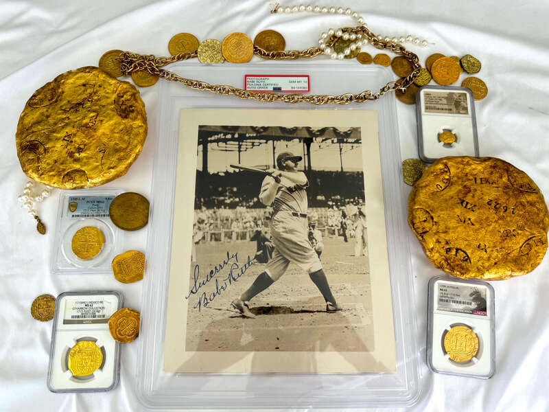 Babe Ruth Signed Photo PSA/DNA 10! 8