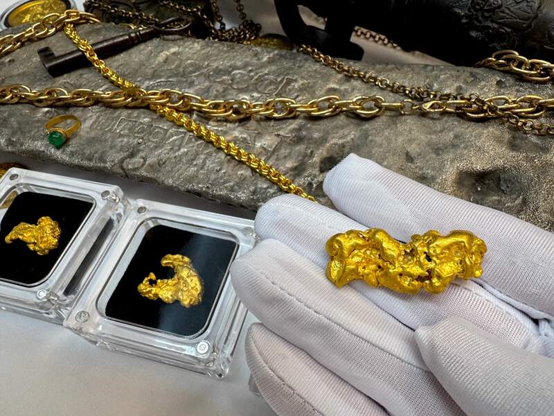 Australian Gold Nugget "Barbell" 26.1 grams 19