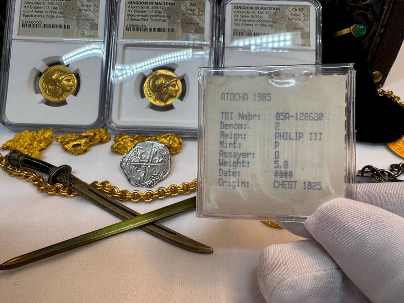 Bolivia 2 Reales "Atocha 1622 Shipwreck" Chest #1825 3