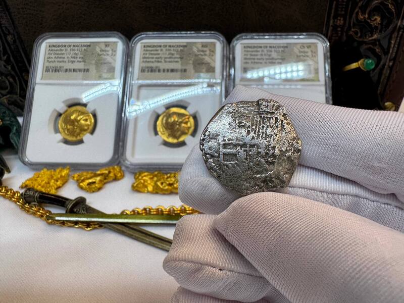 Bolivia 2 Reales "Atocha 1622 Shipwreck" Chest #1825 10