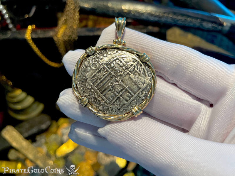 Bolivia 8 Reales 1598-1621 "Atocha 1622 Shipwreck" 14kt Bezel 17