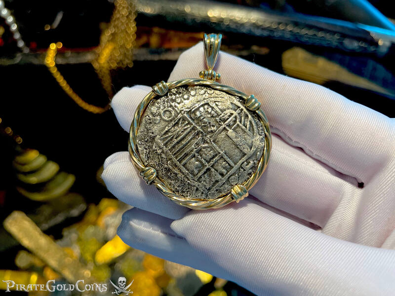 Bolivia 8 Reales 1598-1621 "Atocha 1622 Shipwreck" 14kt Bezel 18