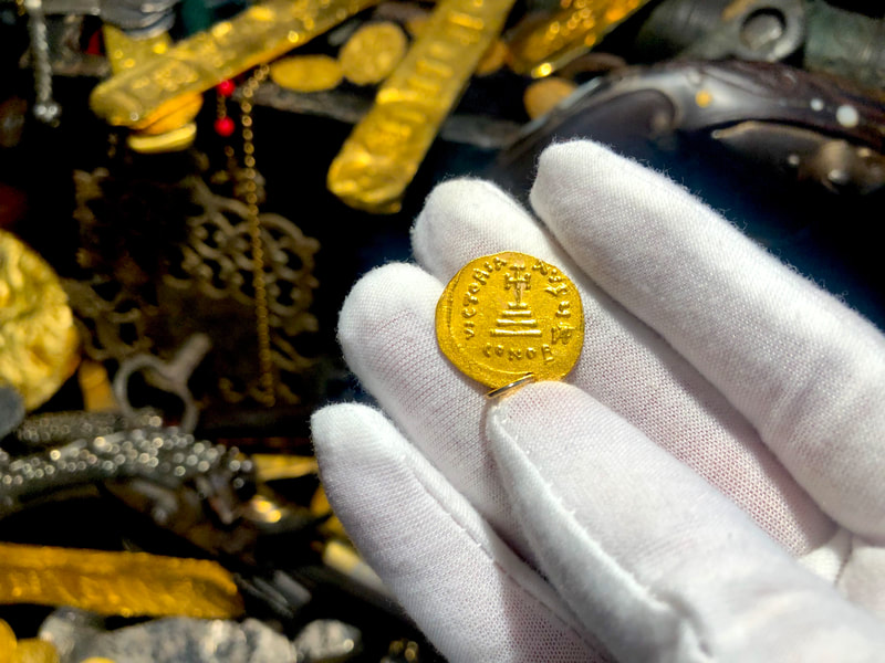 Byzantine Empire 613-645AD Heraclius Constantine/ Constantinople Pendant 13