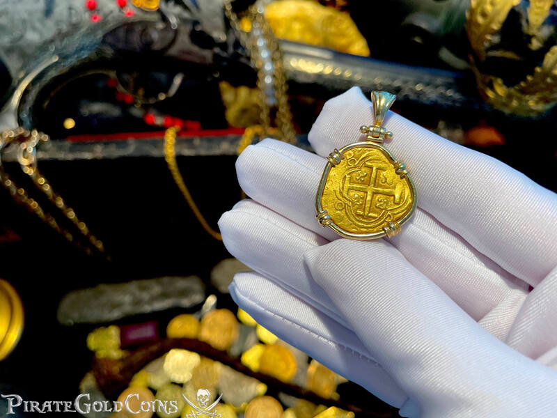 Colombia 2 Escudos 1621-1665 "Philip IV" 18kt Bezel 5