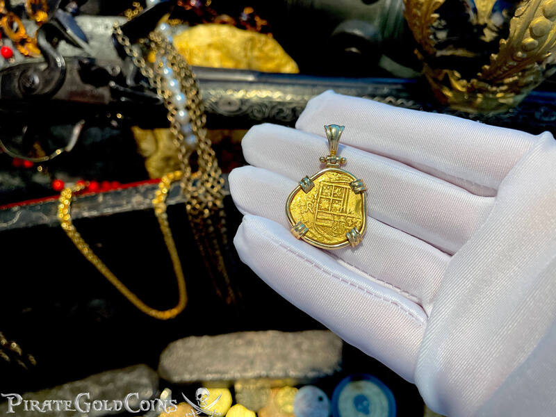 Colombia 2 Escudos 1621-1665 "Philip IV" 18kt Bezel 15