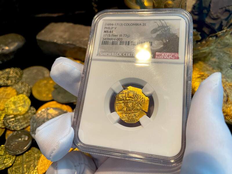 Colombia 2 Escudos 1694-1713 "1715 Fleet Shipwreck" NGC 61 2