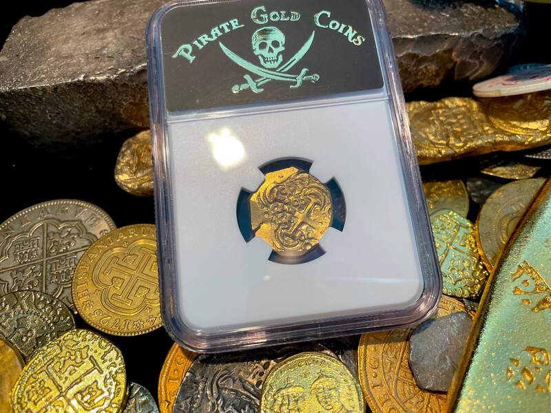 Colombia 2 Escudos 1694-1713 "1715 Fleet Shipwreck" NGC 61 7