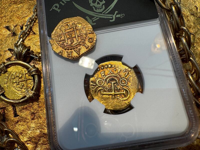 Colombia 2 Escudos 1703 "1715 Fleet Shipwreck" NGC 58 4