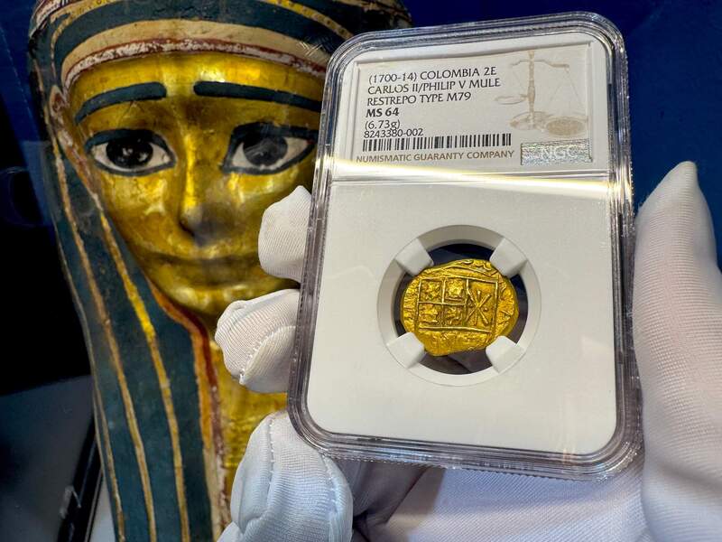 Colombia 2 Escudos 1700-14 "Charles III & Philip V" NGC 64 19