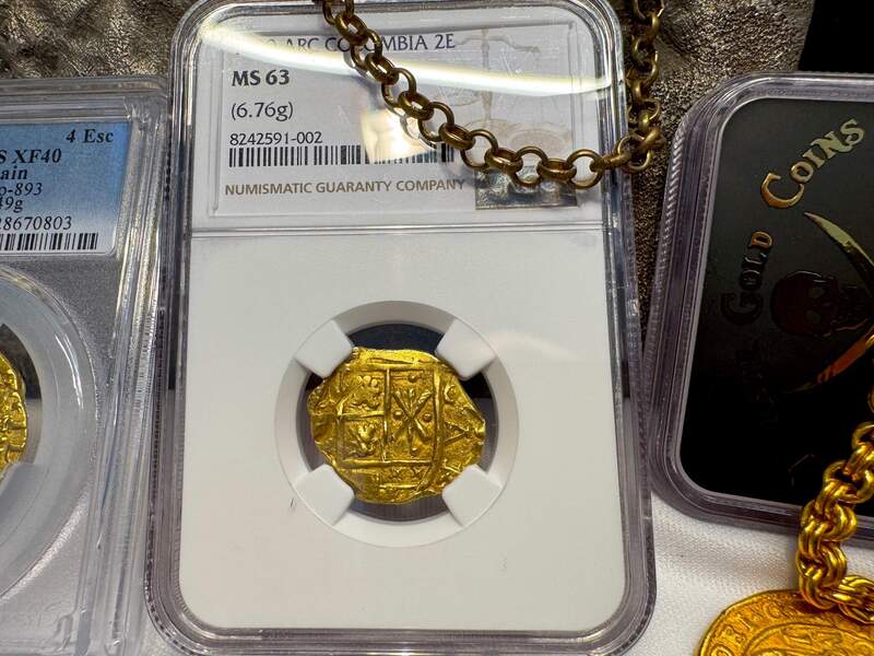 Colombia 2 Escudos 1700 "1715 Fleet Shipwreck" NGC 63 4
