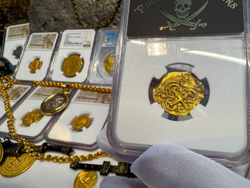 Colombia 2 Escudos 1700 "1715 Fleet Shipwreck" NGC 63 19