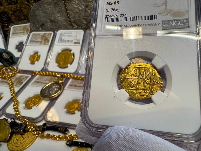 Colombia 2 Escudos 1700 "1715 Fleet Shipwreck" NGC 63 24