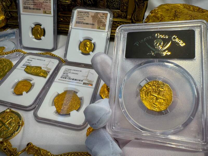 Colombia 2 Escudos 1701-14 PCGS 62 9