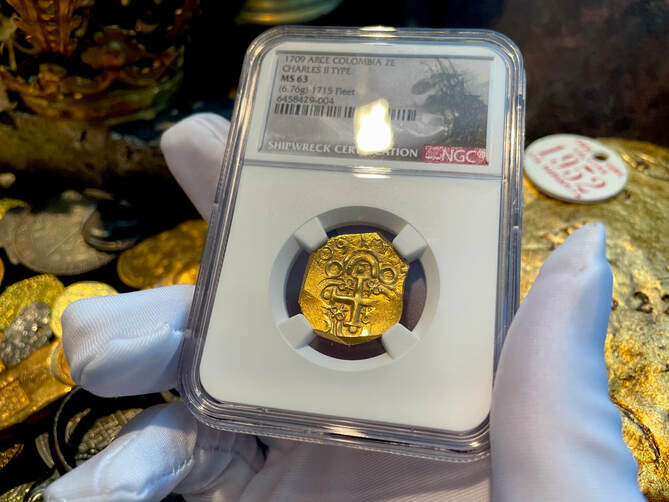 1694-1715 | Colombia 2 Escudos | Pirate Gold Coins 42