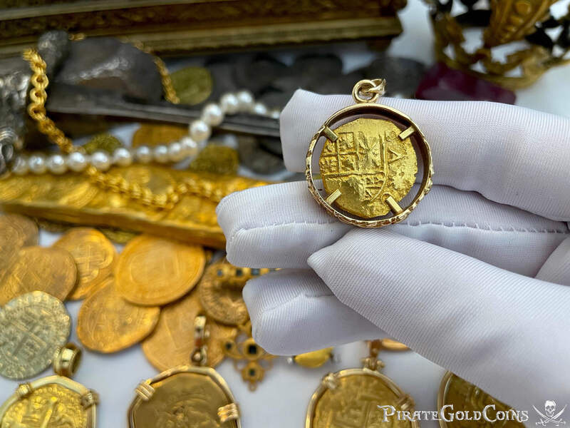 Colombia 2 Escudos 1694-1713 Ornate Pendant 9