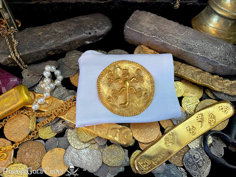 Diquis Gold "Crocodile or Gecko" Pendant 700-1400AD 2