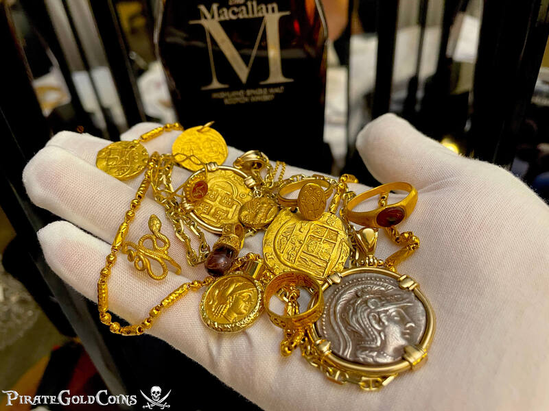 Egyptian Gold Ring from 332-30BC (Ptolemaic Kingdom) 9