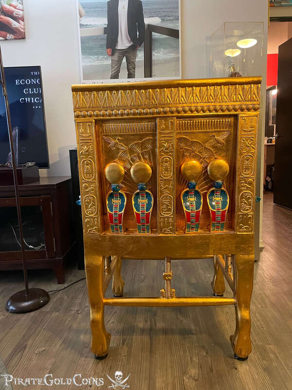 Exact Replica of King Tuts Throne 4