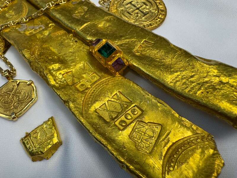 Emerald & Amethyst Ring 1 of 2 Known "1715 Fleet Shipwreck" 27