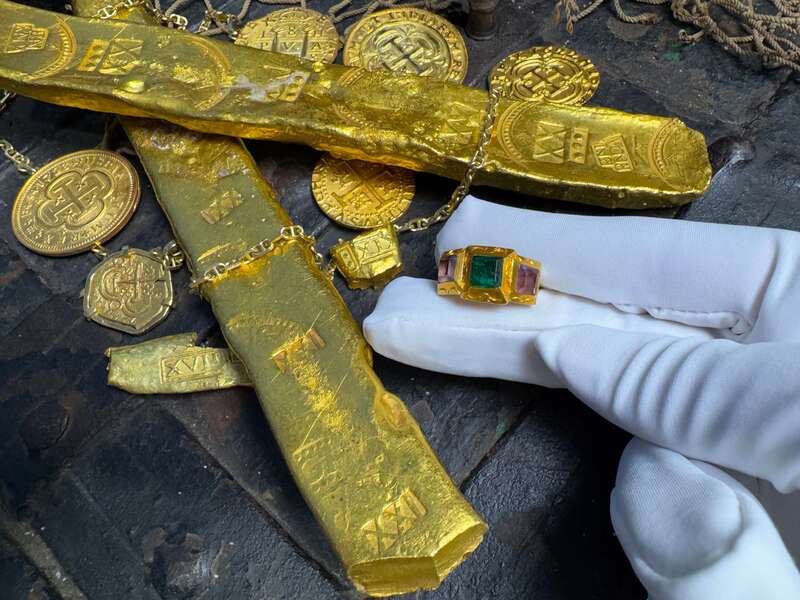 Emerald & Amethyst Ring 1 of 2 Known "1715 Fleet Shipwreck" 55