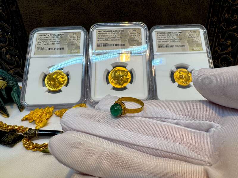 1715 Fleet Shipwreck Emerald Ring 34