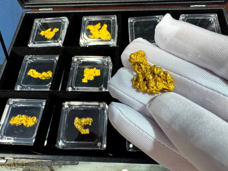 Australian Gold Nugget 14 grams 10